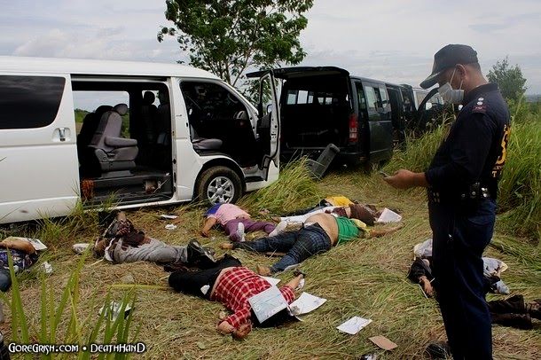 journalists-politicians-massacred27-Ampatuan-Philippines-nov23-09.jpg