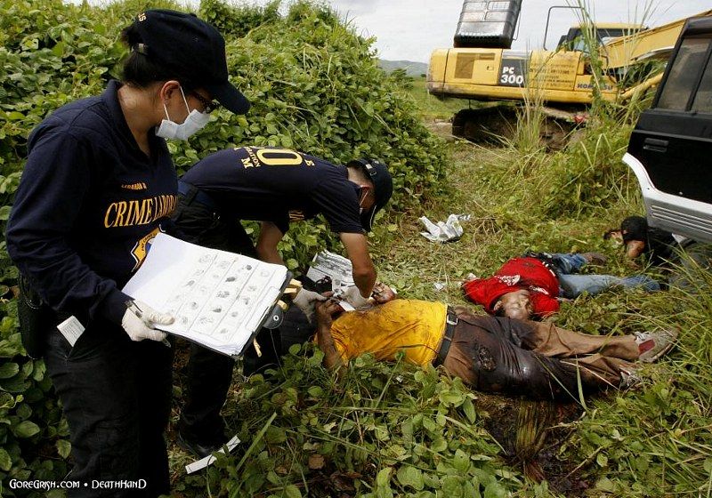 journalists-politicians-massacred6-Ampatuan-Philippines-nov23-09.jpg