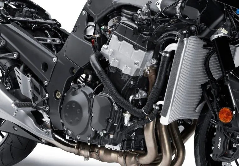 kawasaki-2012-zx14-r-6.webp