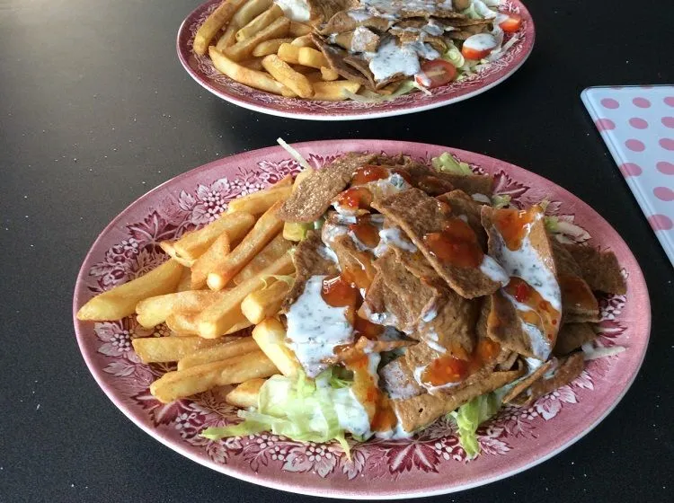kebab meat & chips.webp
