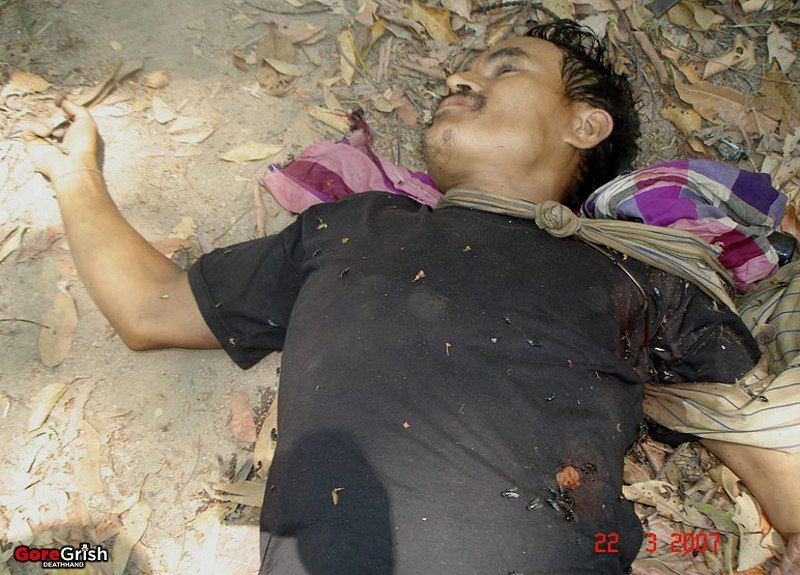 killed-by-spdc-army13-Papun-Burma-mar21-07.jpg