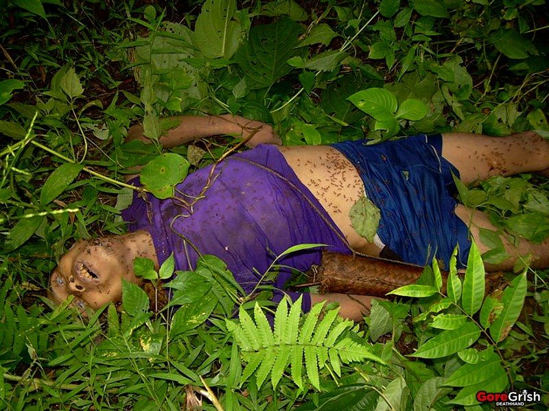 killed-by-spdc-army16-Toungoo-Burma-sep20-07.jpg