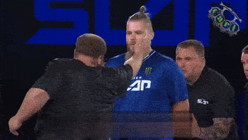 KO slap#3.gif