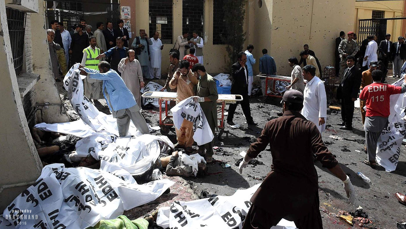lawyer-killed-mourners-at-hospital-hit-by-suicide-bomber-13-Quetta-PK-aug-8-16.jpg