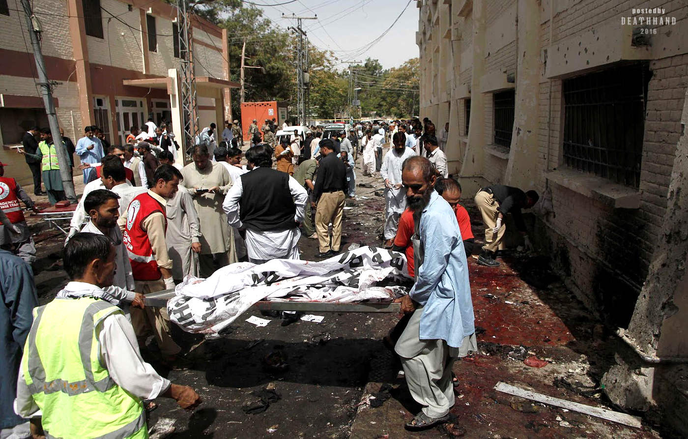 lawyer-killed-mourners-at-hospital-hit-by-suicide-bomber-15-Quetta-PK-aug-8-16.jpg