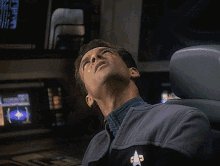 looking-at.gif