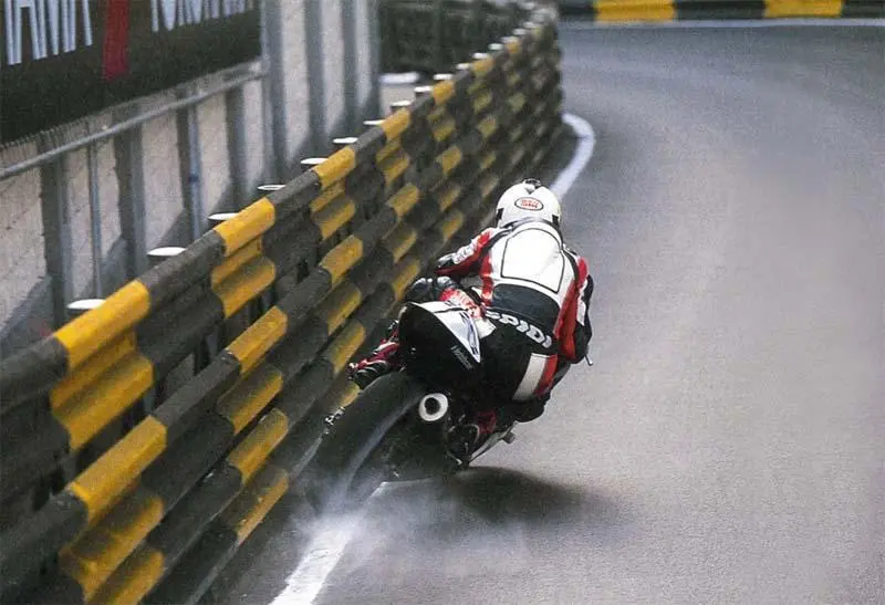 Macauslide.webp