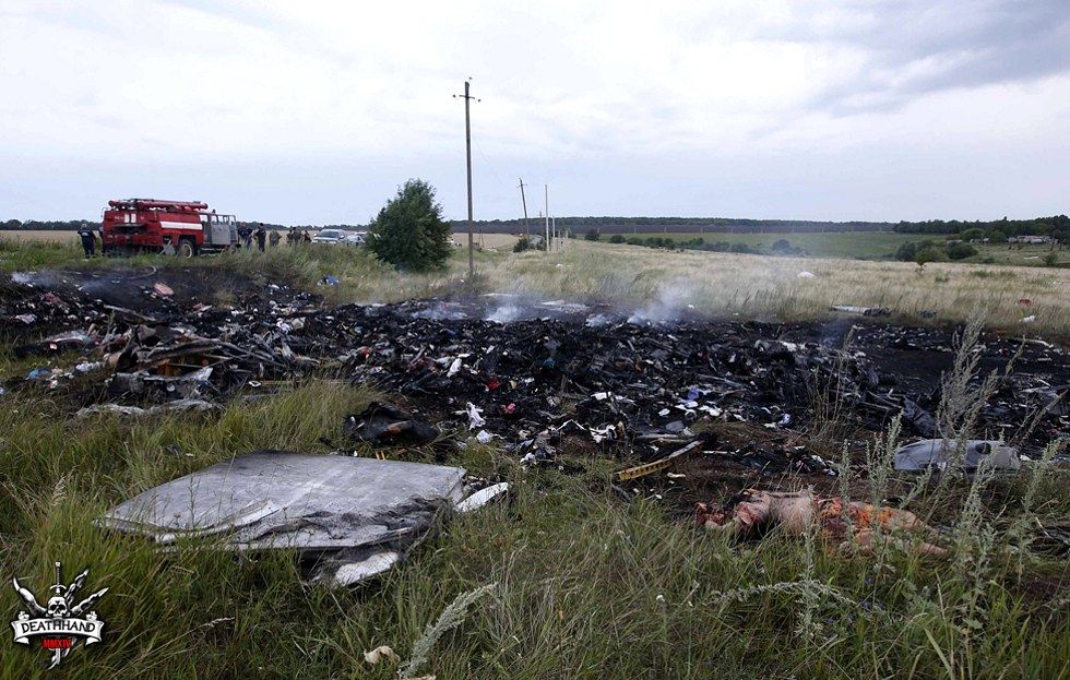 malaysia-airliner-shot-down-bodies-25-Donetsk-UA-jul17-14.jpg