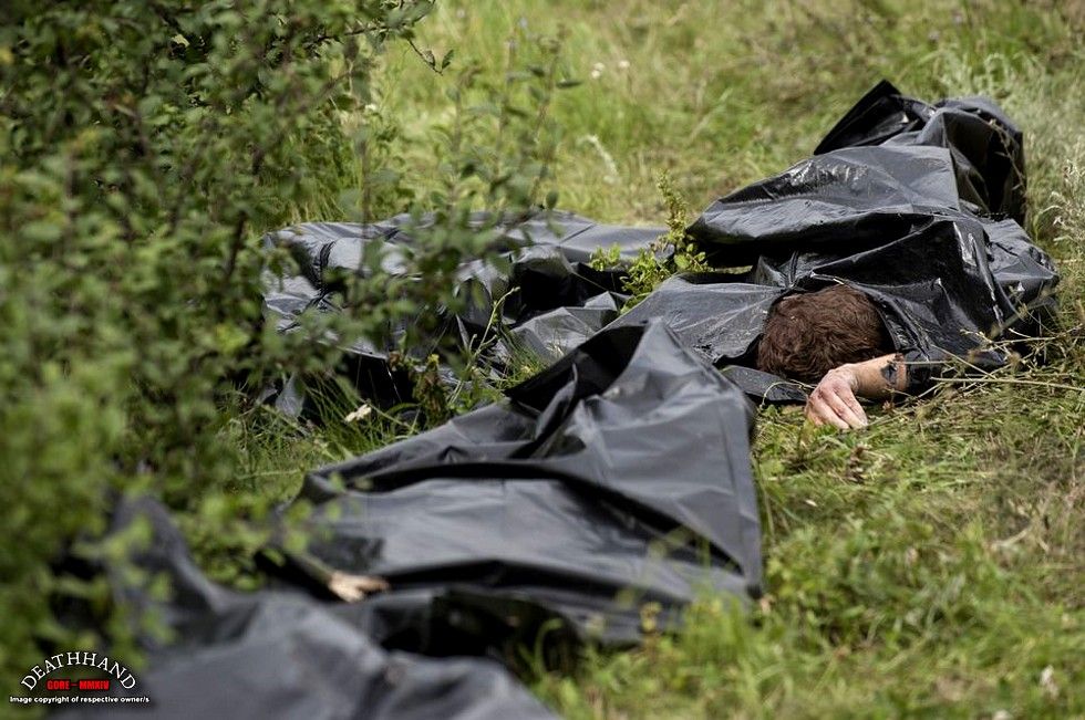 malaysia-airliner-shot-down-bodies-26-Donetsk-UA-jul17-14.jpg