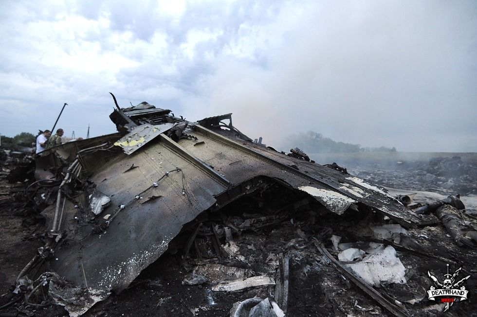 malaysia-airliner-shot-down-wreckage-10-Donetsk-UA-jul17-14.jpg