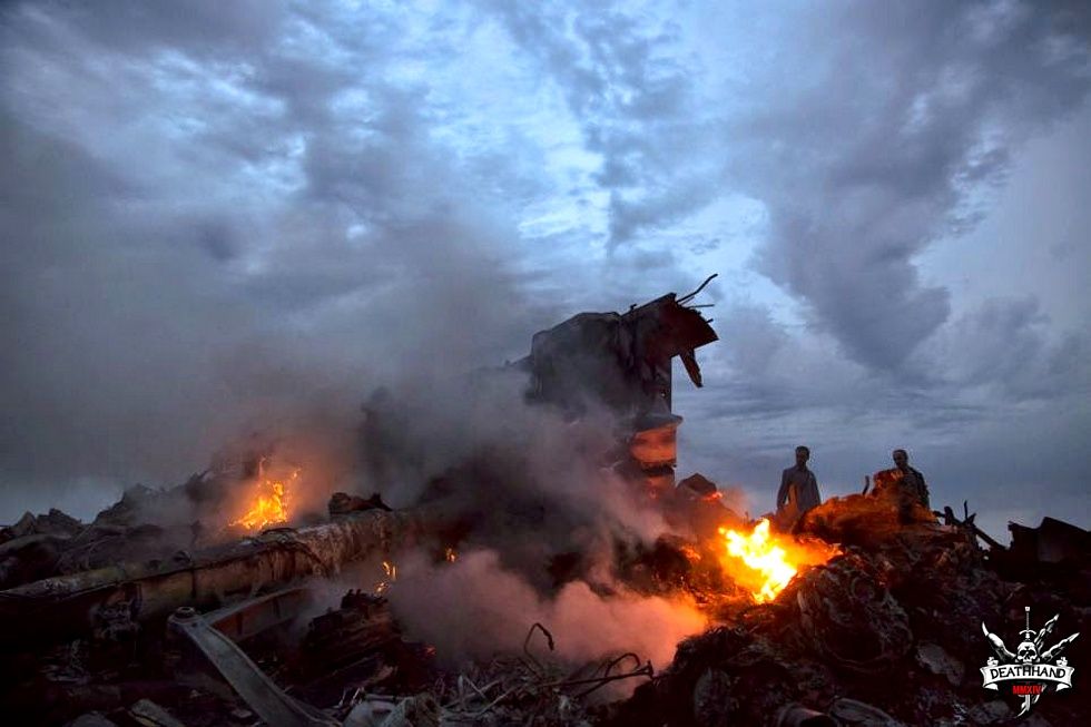 malaysia-airliner-shot-down-wreckage-13-Donetsk-UA-jul17-14.jpg