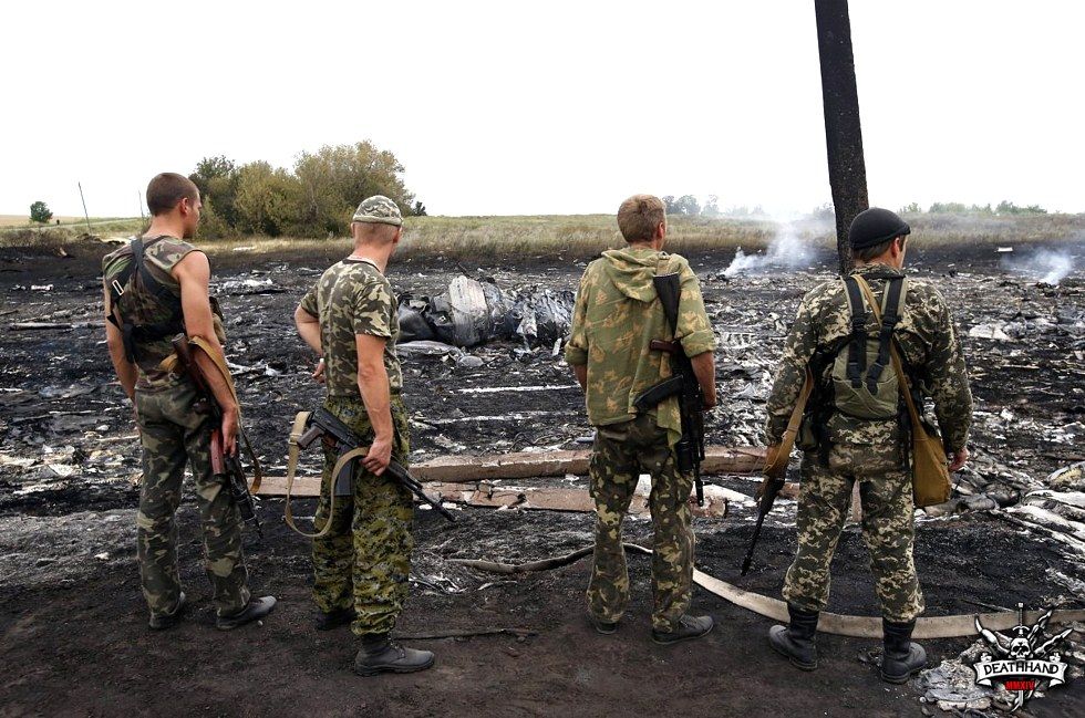 malaysia-airliner-shot-down-wreckage-21-Donetsk-UA-jul17-14.jpg