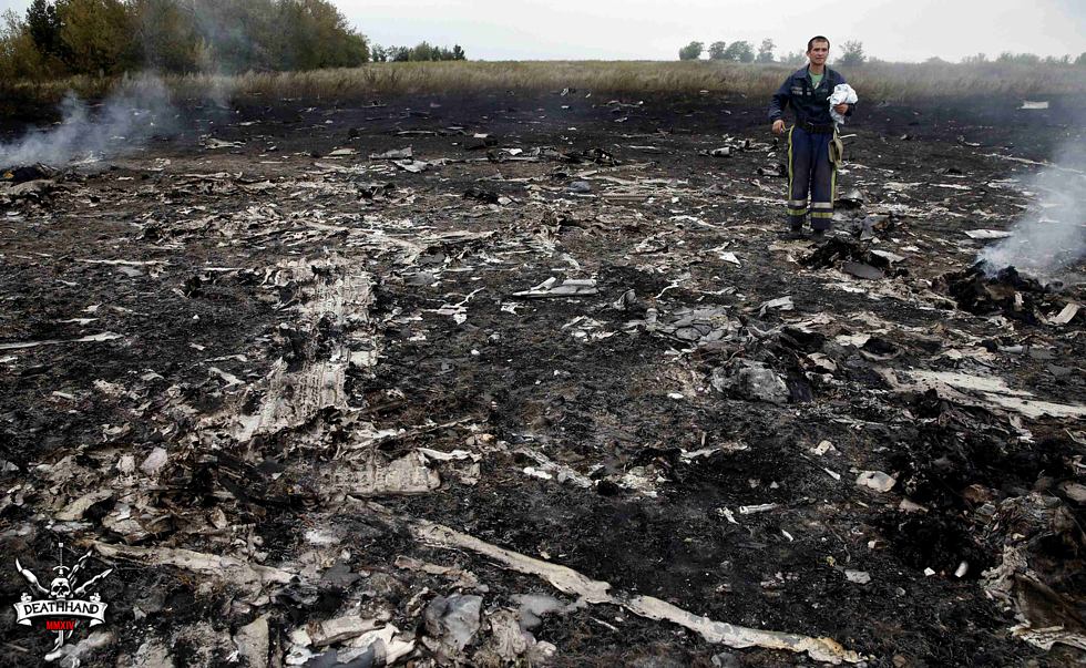 malaysia-airliner-shot-down-wreckage-28-Donetsk-UA-jul17-14.jpg
