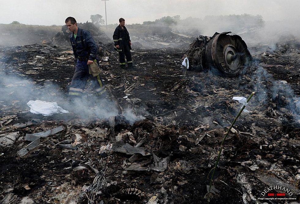 malaysia-airliner-shot-down-wreckage-56-Donetsk-UA-jul17-14.jpg