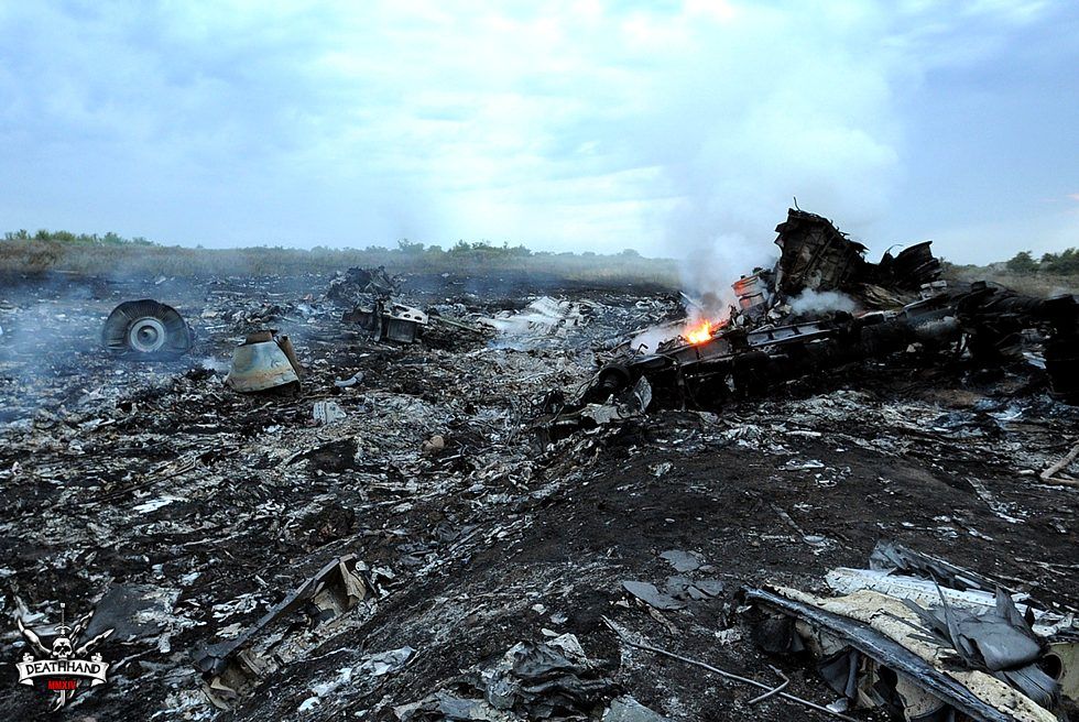 malaysia-airliner-shot-down-wreckage-6-Donetsk-UA-jul17-14.jpg