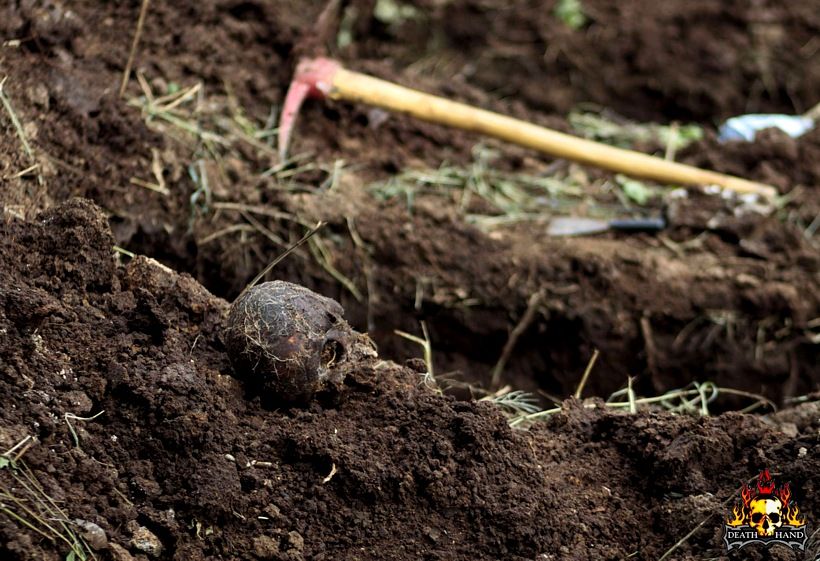 mass-graves-exhumed-civil-war7-Guatemala-1980s.jpg