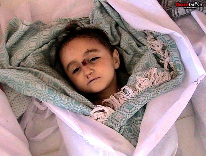 massacre-victims32-Al-Hula-Syria-may25-12.jpg
