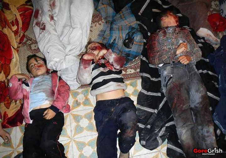 massacre-victims6-Al-Hula-Syria-may25-12.jpg