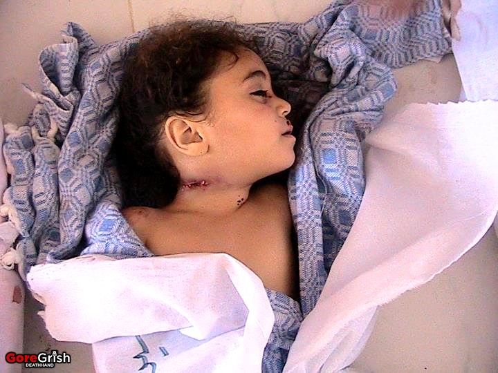 massacre-victims62-Al-Hula-Syria-may25-12.jpg