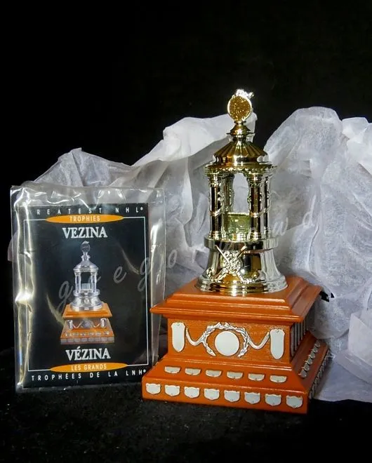 mcdonalds-mini-trophies-2.webp