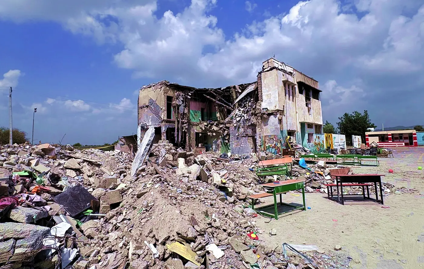 Minab elementary school after being struck by apparent Tomahawk missile, Iran, early Mar 2026.webp