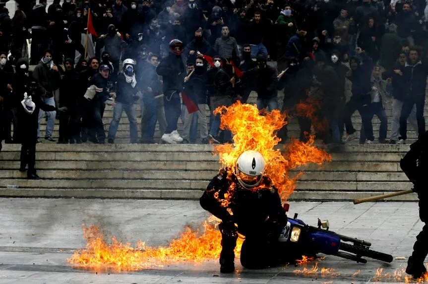 molotovcocktail.webp