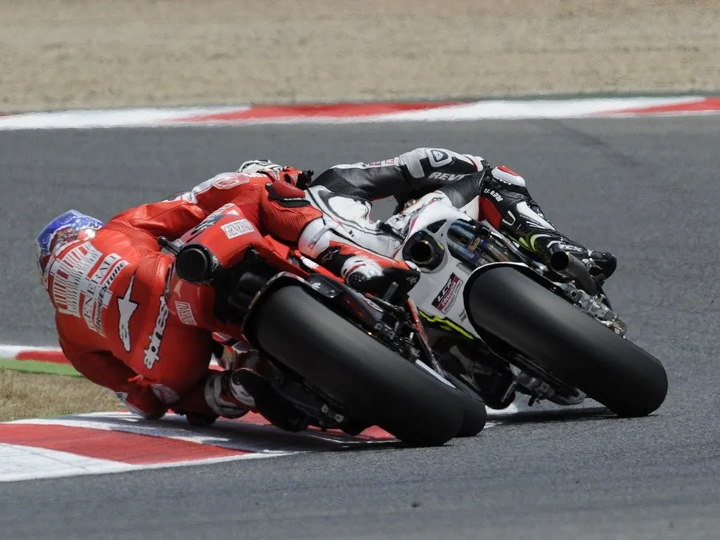 motogp-2010-gara-barcellona-00017.webp