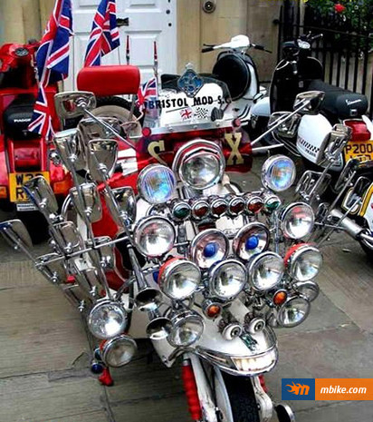 Motorbike_with_so_many_lights_d.webp