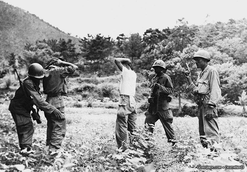 n-korean-pows-in-us-uniforms-Korea-sep1-1950.jpg