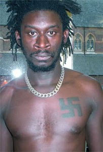 negro-nazista-tatuagem.jpg