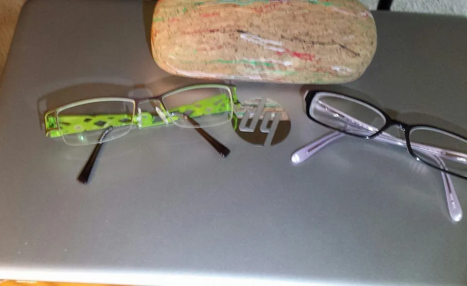newglasses.webp