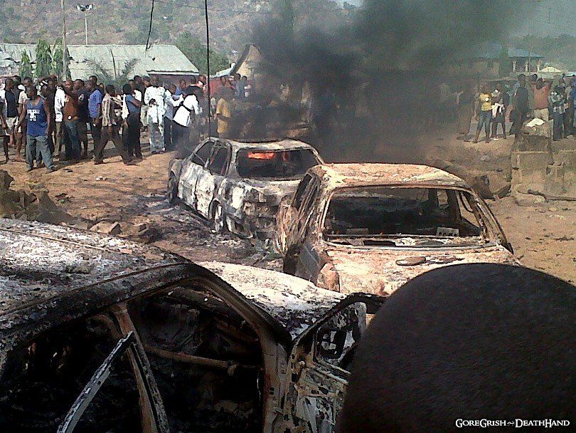 nigeria-church-bombing6-Abuja-dec25-11.jpg