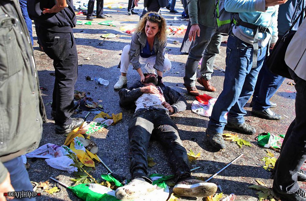 over-100-dead-twin-suicide-bombings-at-peace-rally-19-Ankara-TU-oct-10-15.jpg