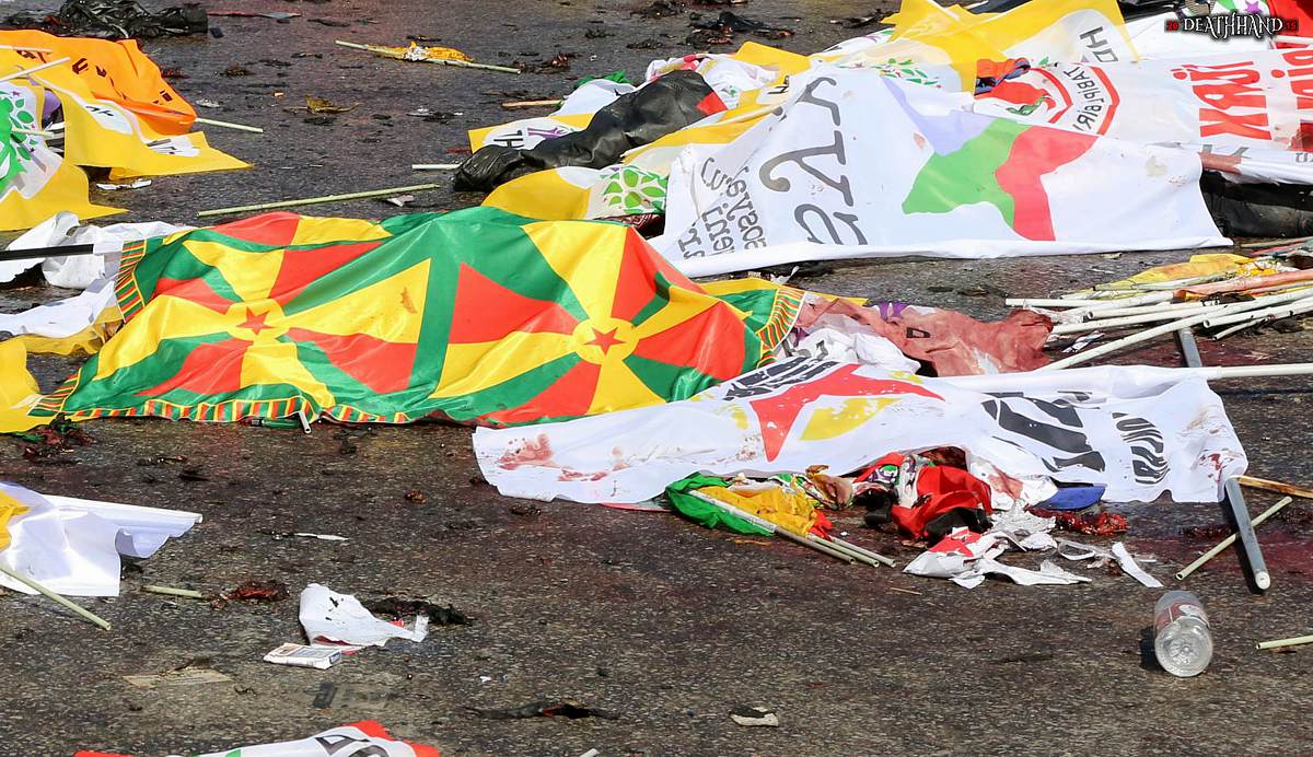 over-100-dead-twin-suicide-bombings-at-peace-rally-39-Ankara-TU-oct-10-15.jpg