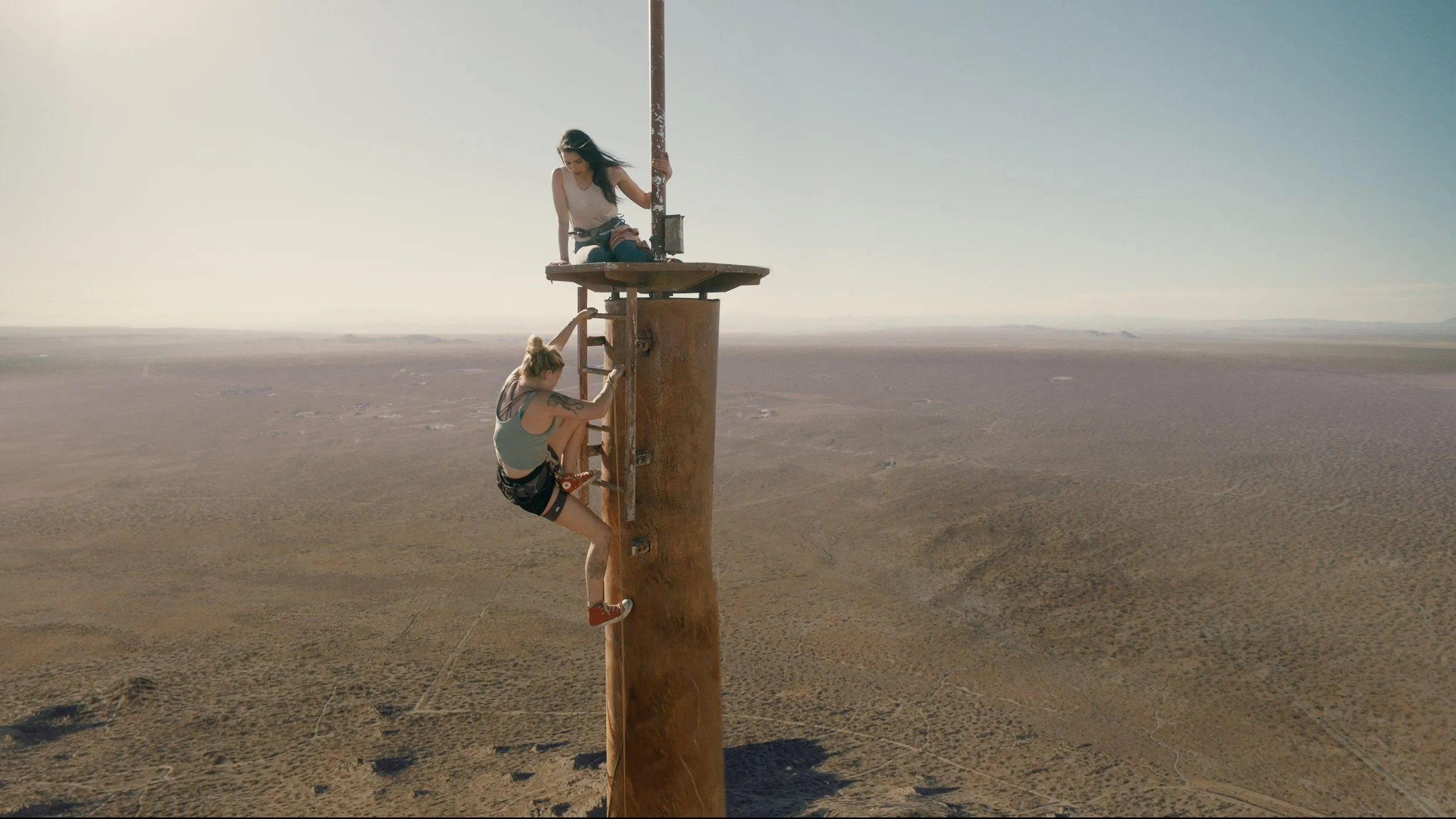 Photo+9-+FALL+(Lionsgate).webp