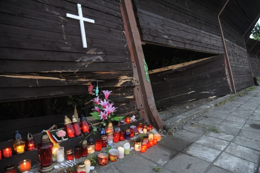 pieta-autonehoda-zlatniky-01.webp