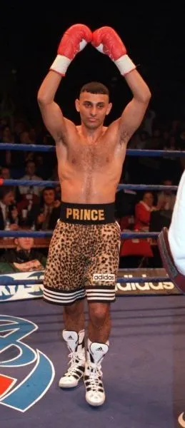 prince-naseem-hamed-victory-billy-hardy-21469101.jpg