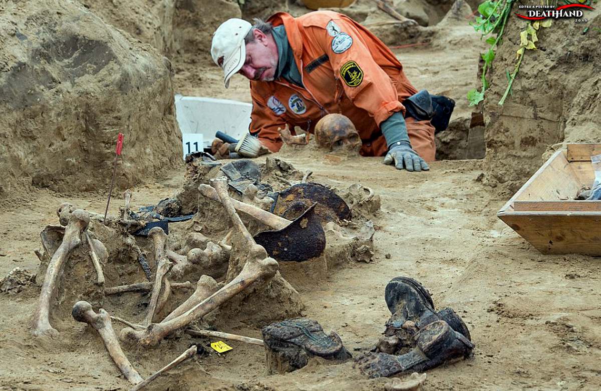 remains-of-german-soldiers-unearthed-3-Brandenburg-GE-late-201.jpg