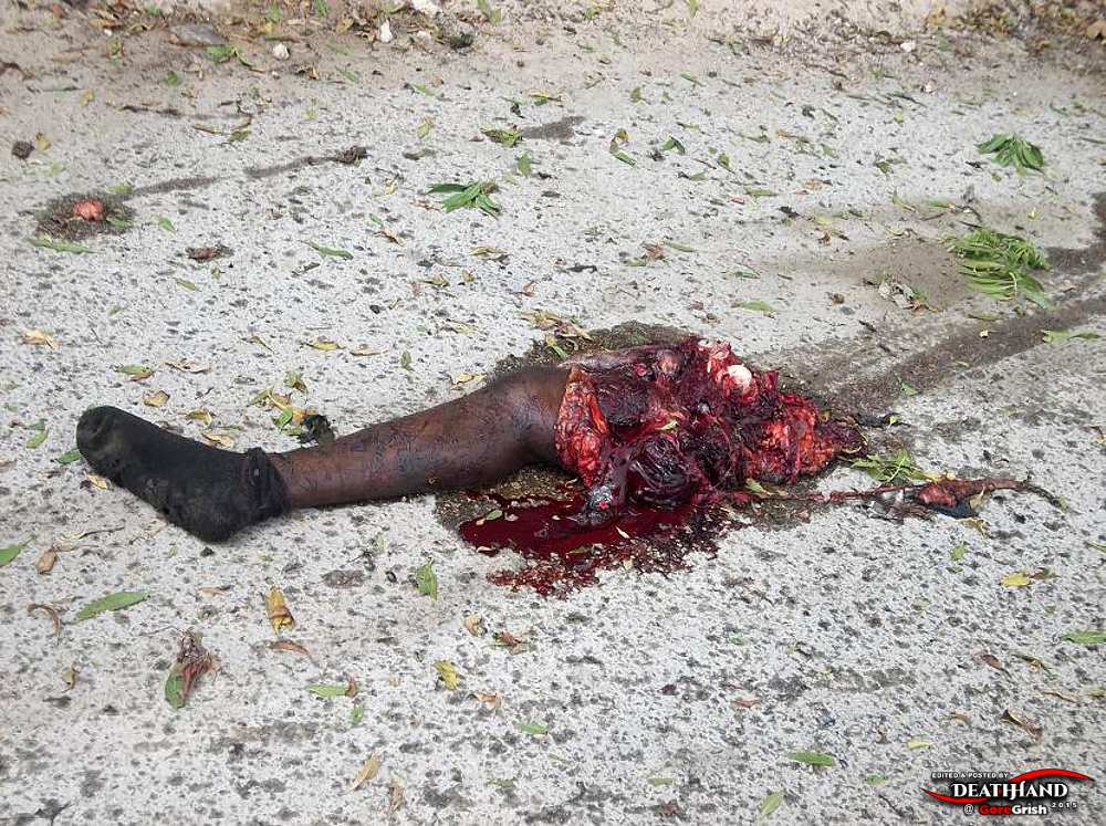 remains-of-two-male-suicide-bombers-4-Mogadishu-SO-aug-1-12.jpg