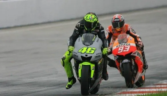 rossi-marquez-sepang-2013.webp