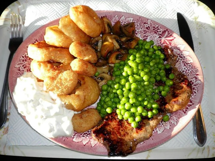 steak onions mush 002.webp