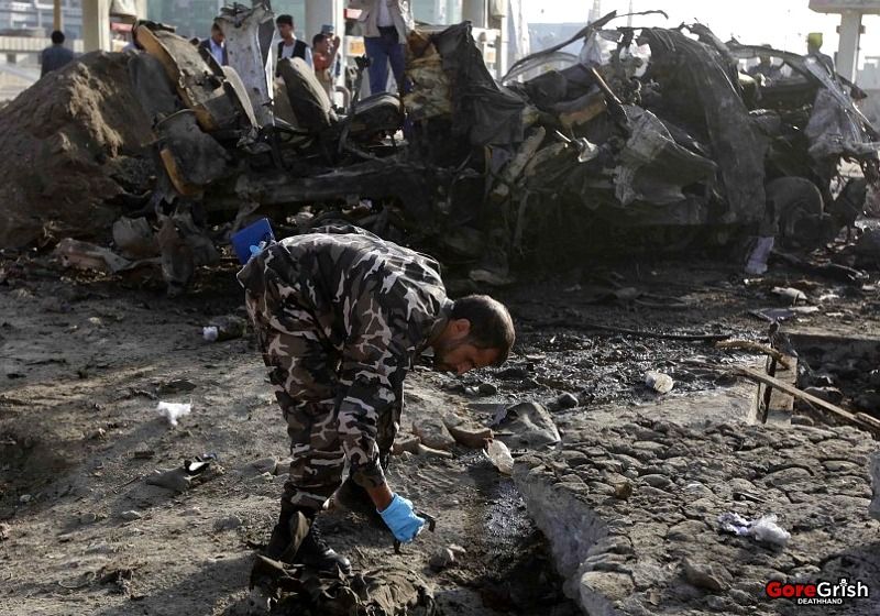 suicide-bomb-attack5-Kabul-AF-sep18-12.jpg