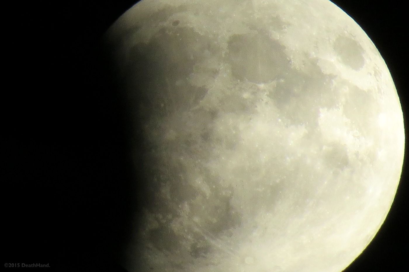 supermoon-bloodmoon-lunar-eclipse-4-Hamilton-ON-sept-26-15.jpg
