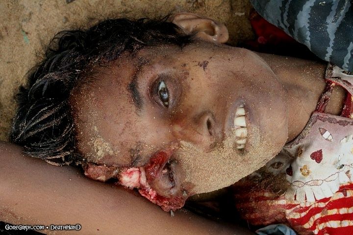 tamil-fighters-killed-by-srilankan-troops46-Korattanam-India-2009.jpg