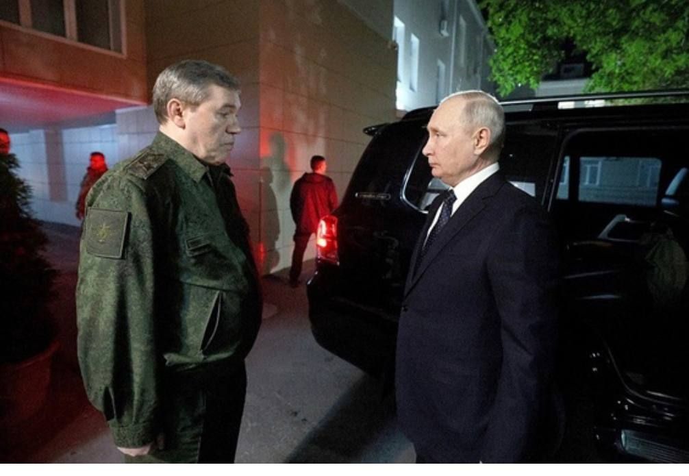 The General Commander of the Ruzzian army Gerasimov reported to Putin that everything is going...jpg