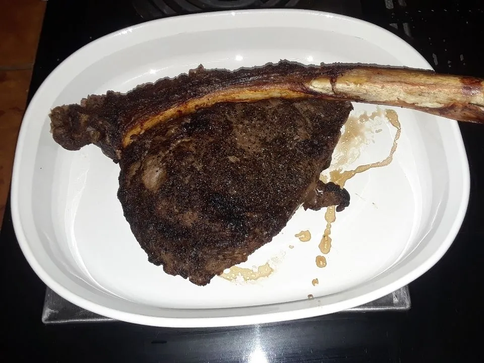 tomahawk2.webp