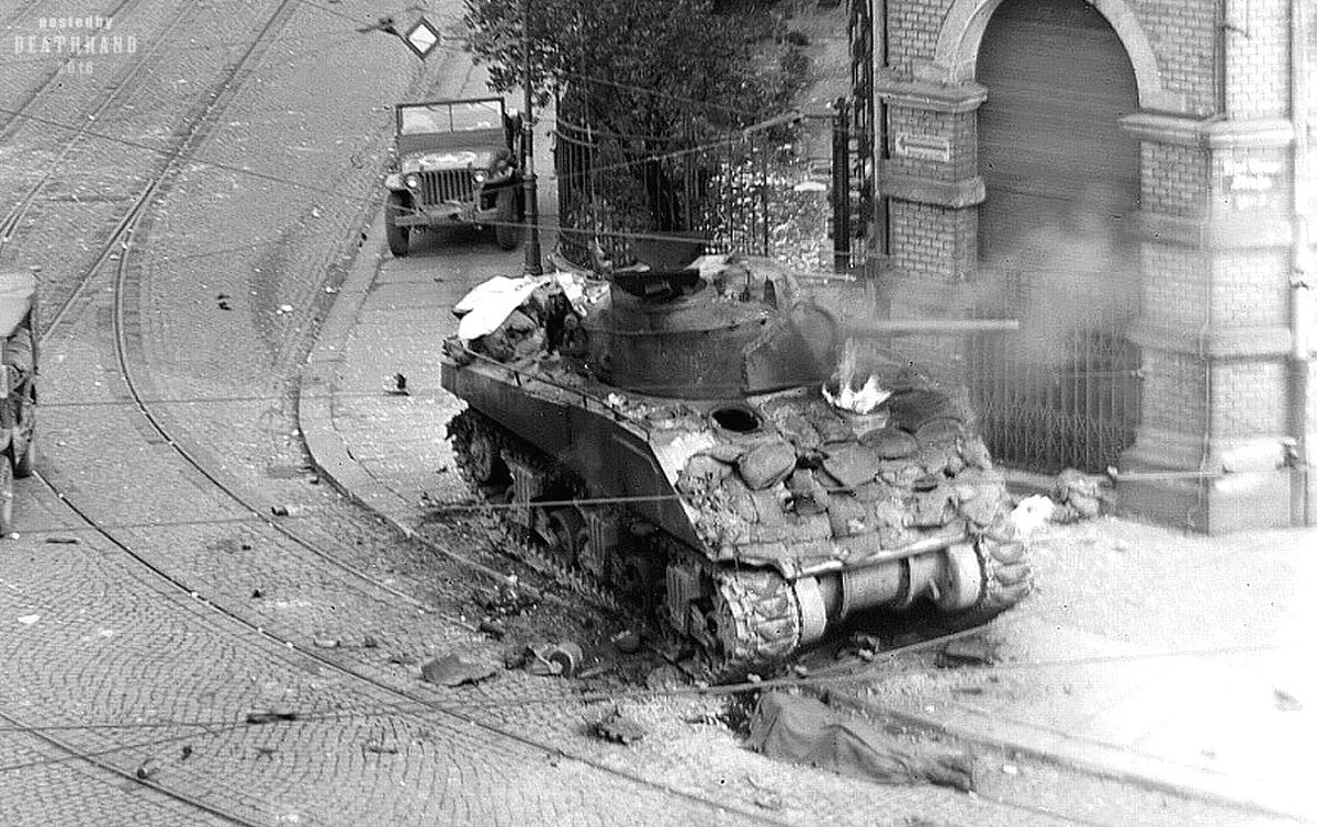 U.S. Sherman tank at the Battle of Leipzig, Germany, April 1945.jpg