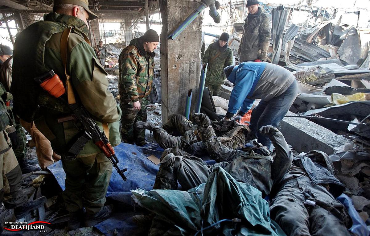 ukraine-pows-made-to-search-for-and-remove-bodies-from-aiport-16-Donetsk-UA-feb-25-15.jpg