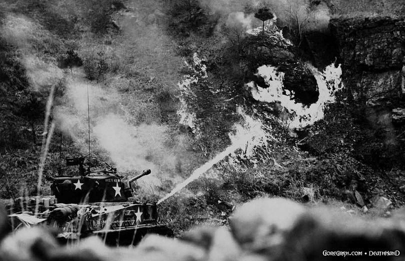 us-25th-div-flamethrower-tank-against-n-pillbox-Han-River-mar30-51.jpg