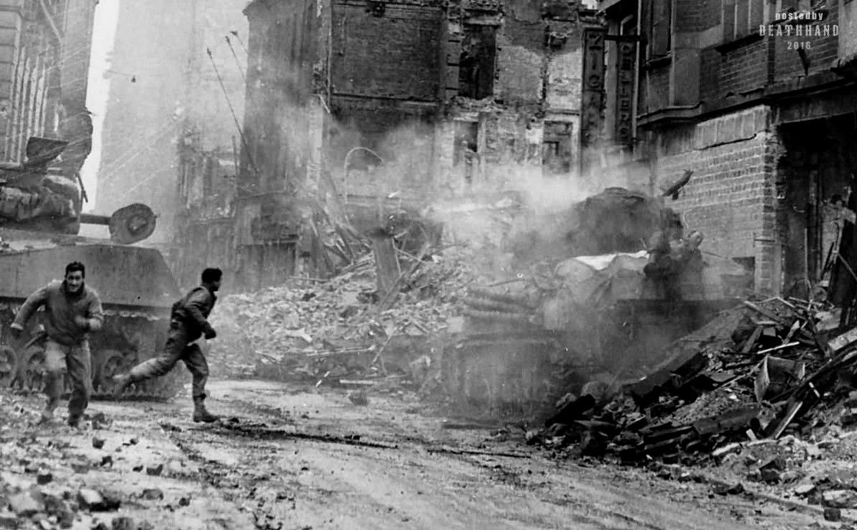 US M4 Sherman Tank, shell hit, near Cologne Cathedral 1945.jpg